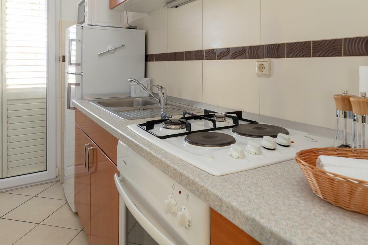 Apartment Nik - Cosy And Stylish ดูบรอฟนิก ภายนอก รูปภาพ