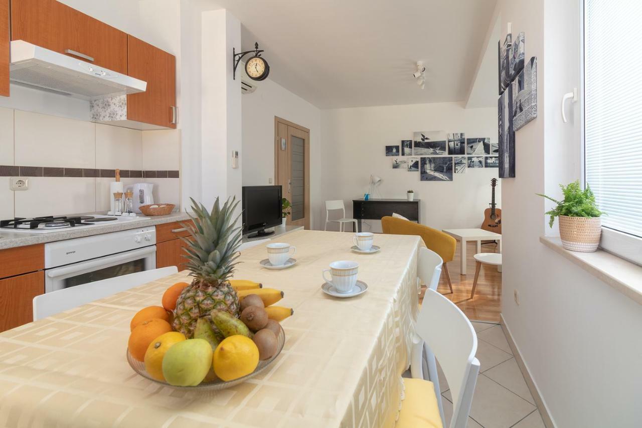 Apartment Nik - Cosy And Stylish ดูบรอฟนิก ภายนอก รูปภาพ